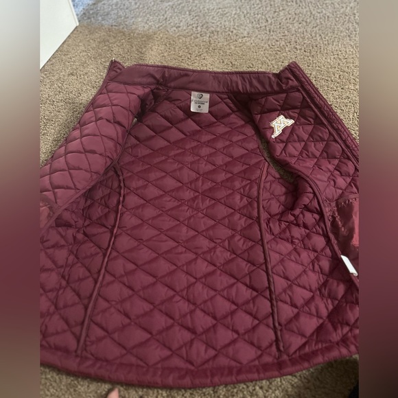 Colosseum Universitysity of Minnesota vest - Picture 3 of 5